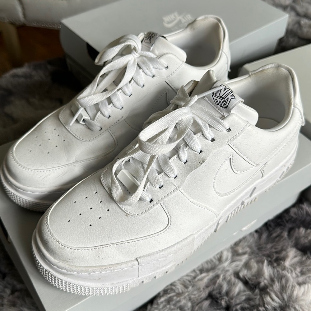 COPY - WMNS AIR FORCE 1 Pixel